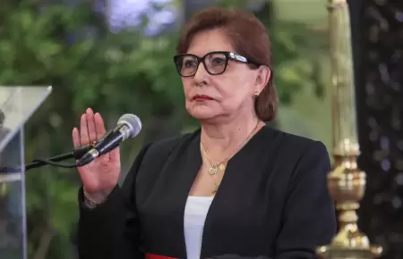 Mar�a Esther Cuadros, ministra de Educaci�n