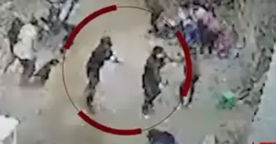 Cinco heridos graves dej� feroz balacera en Huayc�n.