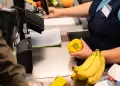 Despiden a empleada de supermercado por permitir que su hermana compre productos a mitad de precio