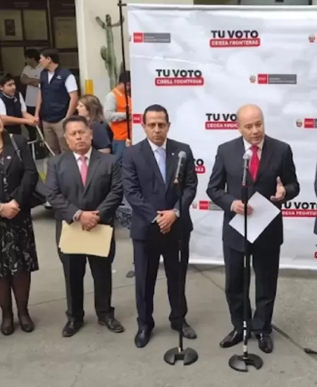 Canciller�a recibe material electoral