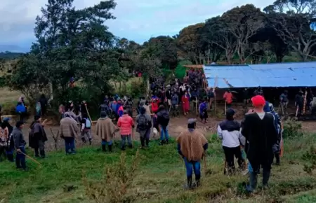 Comunidades ind�genas disputan territorio ancestral.