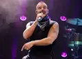 Ricky Martin sufre ataque en pleno concierto: Lanzan comunicado URGENTE sobre el incidente