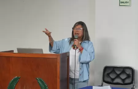 Olga Mor�n, presidenta del Directorio de Derrama Magisterial, anunci� reducci�n