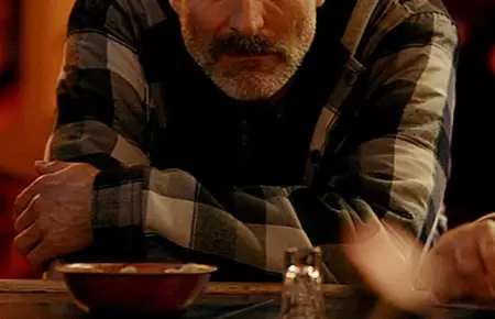 Hallan muerto a actor de series de Netflix