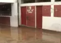 Rotura de tuber�a de Sedapal inunda colegio Fe y Alegr�a N.� 25 en San Juan de Lurigancho