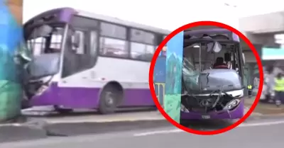 Bus del Corredor Morado choc� en SJL dejando al menos 9 heridos.