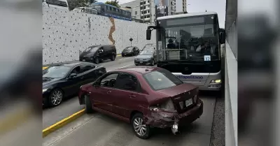 Nuevo accidente en el Metropolitano se registr� en Miraflores.