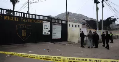 Dejan granada en penal Castro Castro