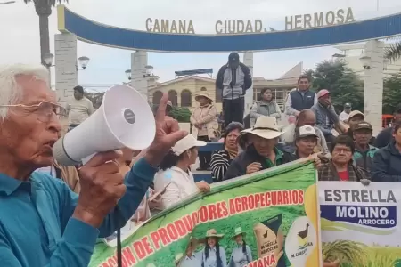 Productores de arroz de Arequipa en protesta