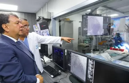 Minsa inaugura �rea especializada de trasplante renal
