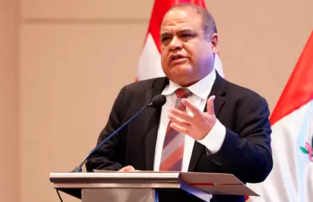 Rodolfo Acu�a.