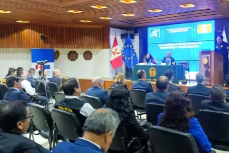 PNP recibe capacitaci�n por la Guardia Civil espa�ola
