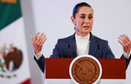 Claudia Sheinbaum es acusada de atentar contra la libertad de prensa de TV Aztec