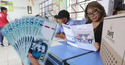 Multa para miembros de mesa.