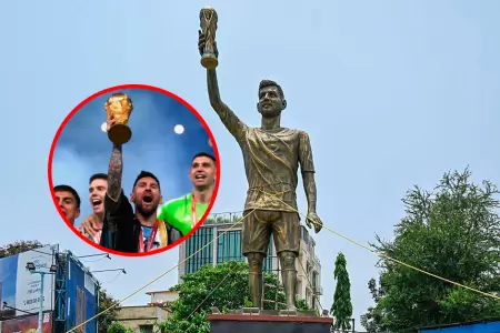 La figura fue inaugurada en diciembre del 2025 durante la visita del astro.