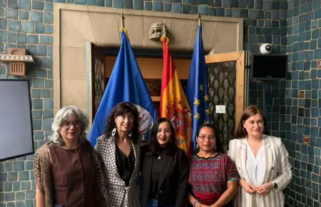 Ministra de la Mujer viaja a Washington para participar en asamblea internaciona