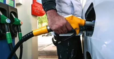 Gobierno entregar� un subsidio de S/4 por gal�n de di�sel por un periodo de 2 me