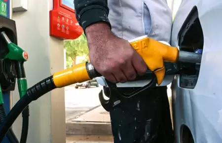 Gobierno entregar� un subsidio de S/4 por gal�n de di�sel por un periodo de 2 me
