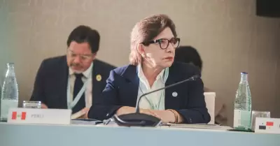 la ministra de educacion de peru, maria esther cuadros, participa en la xxix con