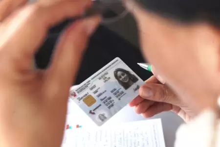 Ministerio de Vivienda y Reniec facilitan tr�mite de DNI electr�nico para servid
