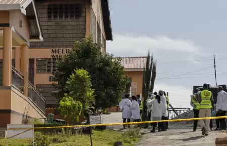 Incendio en internado deja 16 muertos: hay 8 alumnas detenidas