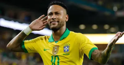 Carlo Ancelotti despej� rumores y confirm� presencia de Neymar en el Mundial.