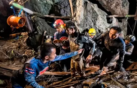 Cinco mineros fueron rescatados.