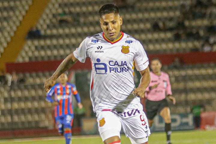 Ruidíaz actualmente juega para el Atlético Grau