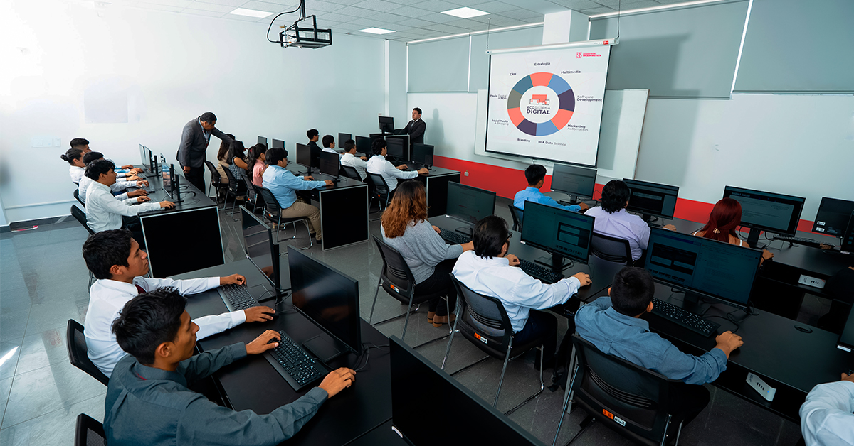 Carreras de negocios en la Universidad Privada San