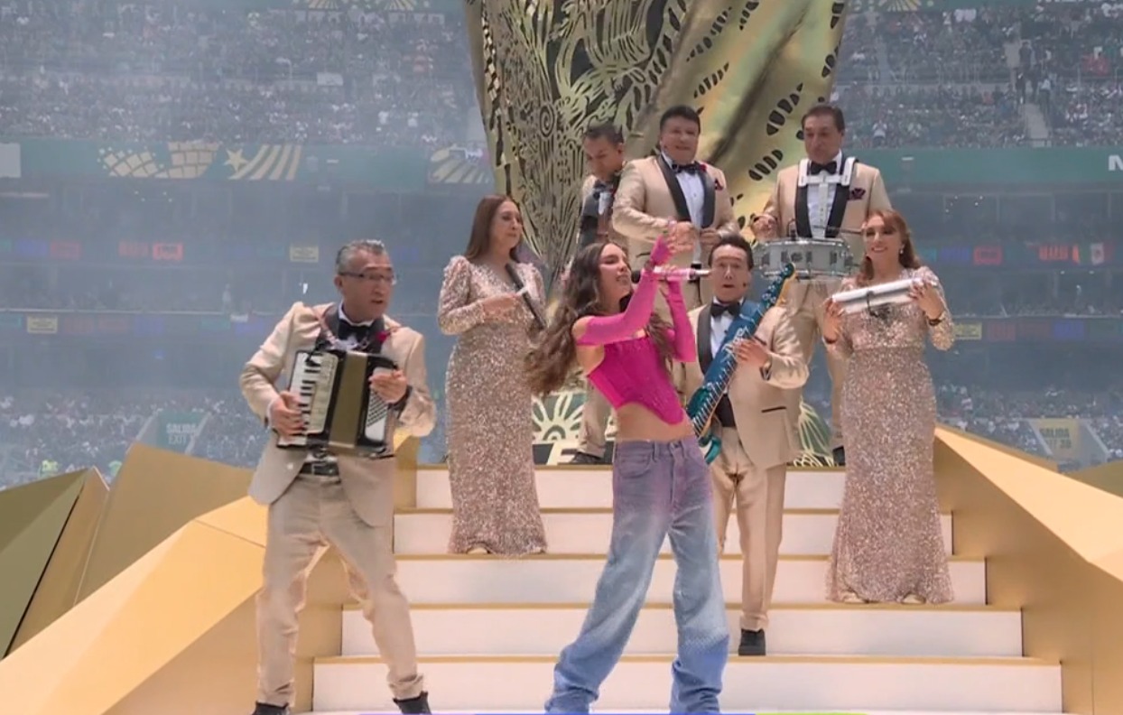 Los Ángeles Azules y Belinda