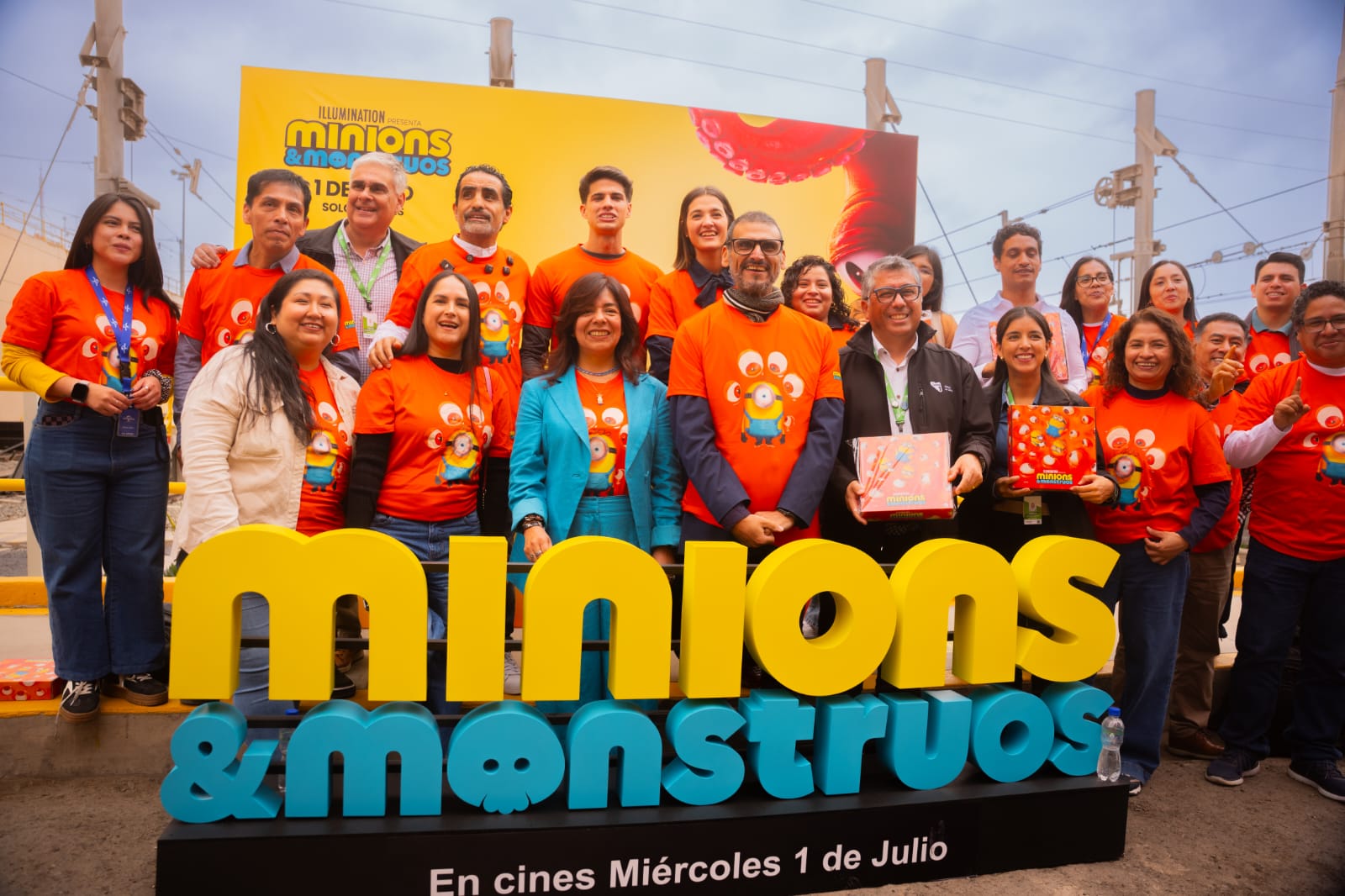 Personalidades y autoridades estuvieron en presentaci�n del tren Minions.