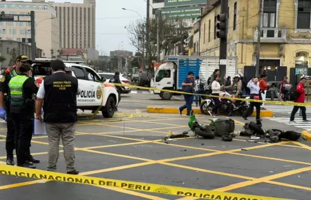 Accidente en Av. Alfonso Ugarte