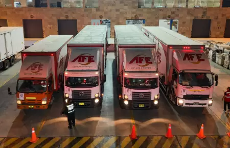 Material electoral se entregar� esta noche desde Lur�n.