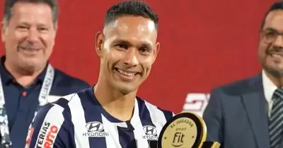 Renzo Garc�s es seguido por un grande Sudam�rica.