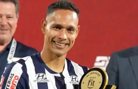 Renzo Garc�s es seguido por un grande Sudam�rica.