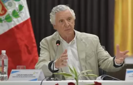 Canciller Carlos Pareja