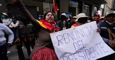 Se han registrado al menos cinco muertos y el aislamiento de departamentos como 