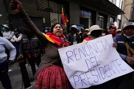 Se han registrado al menos cinco muertos y el aislamiento de departamentos como 