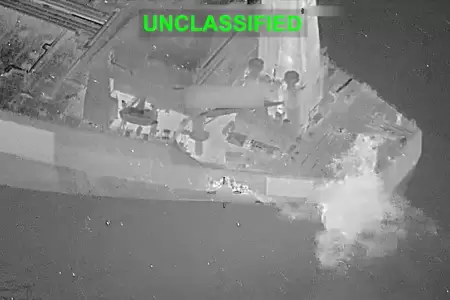 Estados Unidos dispar� misil contra embarcaci�n petrolera para evitar que llegue