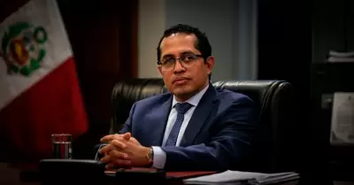 El presidente del JNE garantiz� transparencia electoral.
