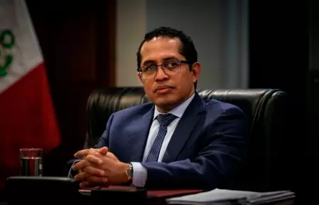 El presidente del JNE garantiz� transparencia electoral.