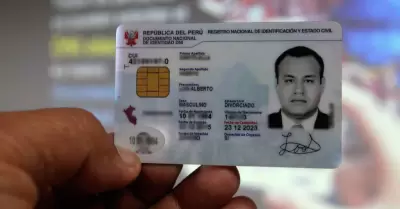 Reniec anuncia tr�mite expr�s para obtener DNI