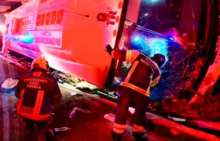 Accidente de autob�s con estudiantes dej� varios heridos.