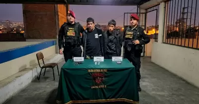 Haza�a policial en Ate.