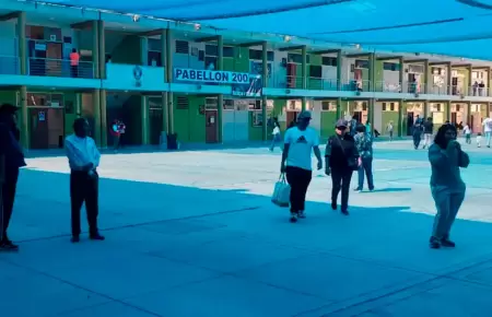 Local de votaci�n en Arequipa.