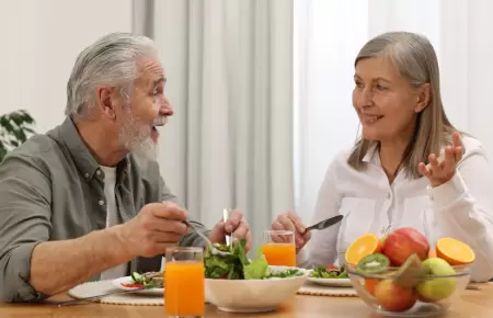 Minsa alerta sobre la importancia en la dieta de los adultos mayores