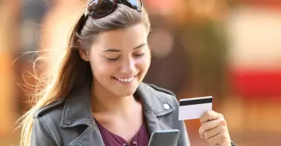 Congreso aprueba que menores de edad tengan cuentas bancarias