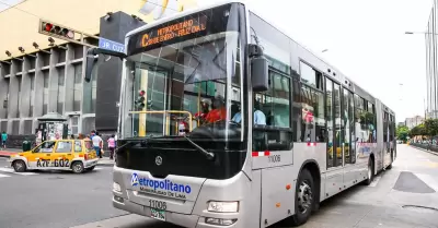 ATU reporta falla mec�nica del Metropolitano