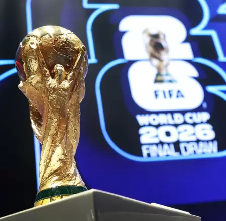 FIFA da marcha atr�s y ahora permitir� el espa�ol en el Mundial 2026.