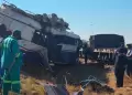 Choque entre un tren y autob�s dej� varios heridos.